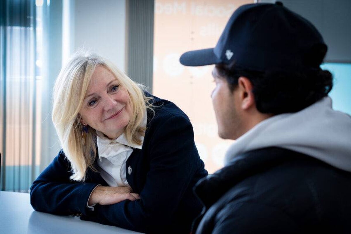 Primarul din West Yorkshire dă startul „regiunii de învățare” cu o investiție de 10 milioane de lire sterline