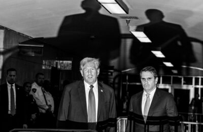 Procesul lui Trump dezvăluie adevăratele știri false