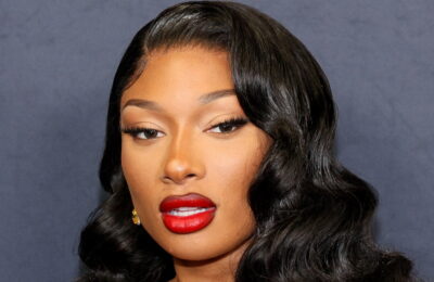 Jumătatea de barbă a lui Megan Thee Stallion este plină de referințele ei preferate – Vezi fotografiile