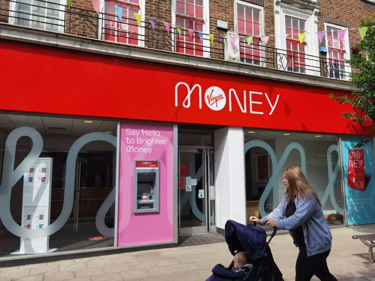 CMA lansează o investigație privind preluarea de către Nationwide a Virgin Money pentru 2,9 miliarde de lire sterline