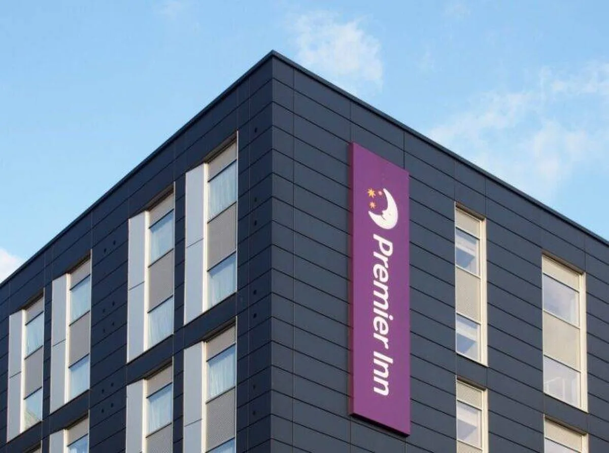 Whitbread se pregătește să transforme restaurantele în camere de hotel, ceea ce va duce la pierderea a 1.500 de locuri de muncă