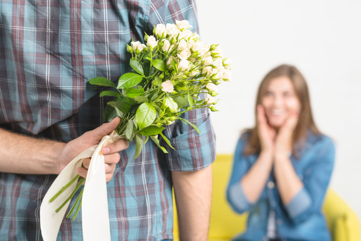 Vrei să oferi un buchet de flori? Iată 5 reguli de bune maniere