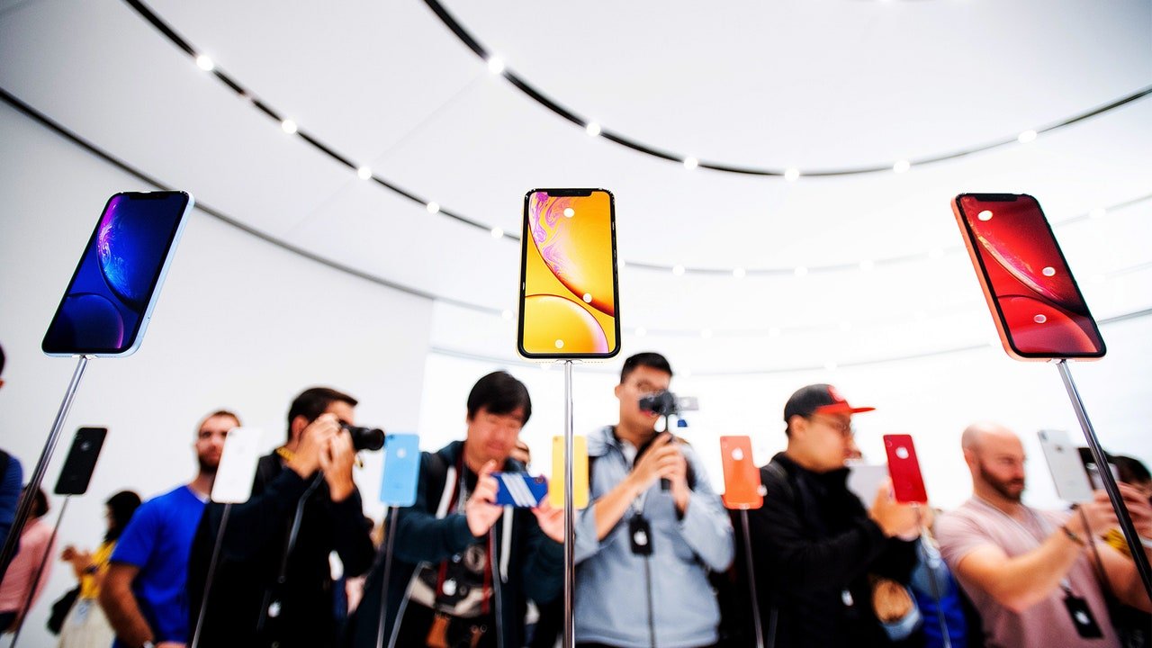 Abordarea Apple în materie de inteligență artificială este o pauză binevenită din cursa înarmărilor din industrie