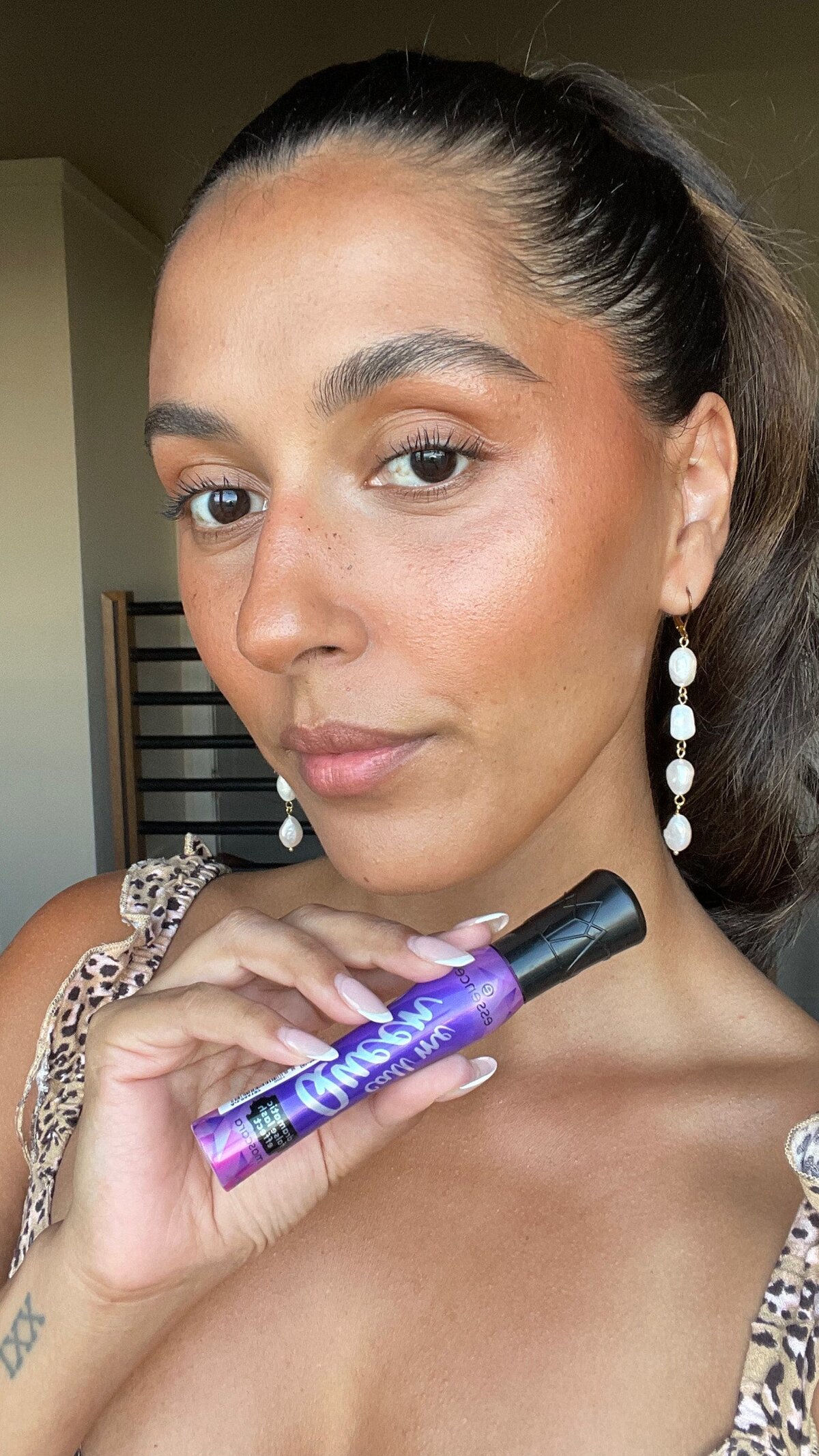 Am încercat mascara Essence Call Me Queen Dramatic False Lash – recenzie, fotografii