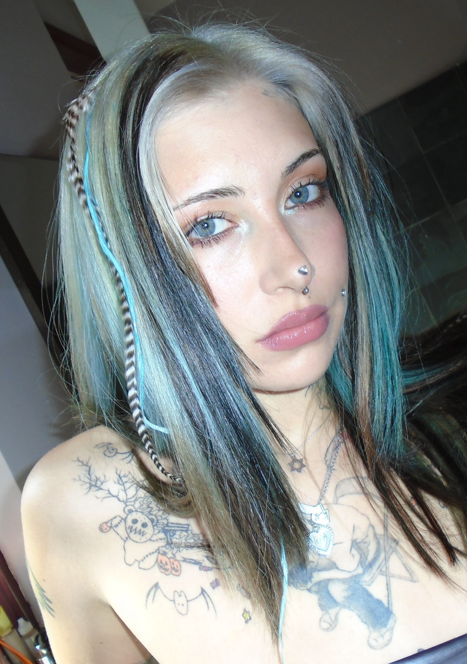 Piercingul Rhino este cea mai recentă obsesie a lui TikTok în materie de bijuterii de corp