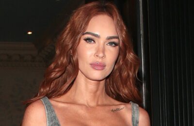 Noua manichiură franțuzească a lui Megan Fox a fost tradițională până… Vezi fotografia