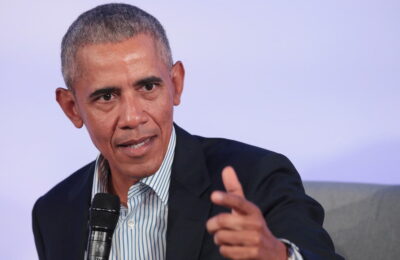 Barack Obama, ca și restul națiunii, este îngrijorat de luna noiembrie