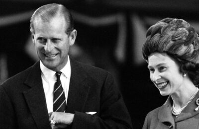 J. Edgar Hoover a primit informații picante potrivit cărora Prințul Philip a fost „implicat” în Afacerea Profumo