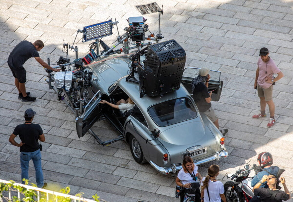 Extinderea studioului James Bond, frânată de întârzierile rețelei electrice din Marea Britanie