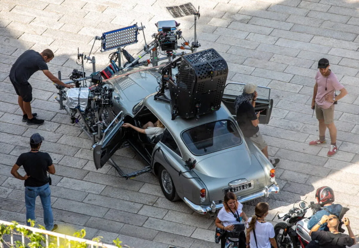 Extinderea studioului James Bond, frânată de întârzierile rețelei electrice din Marea Britanie