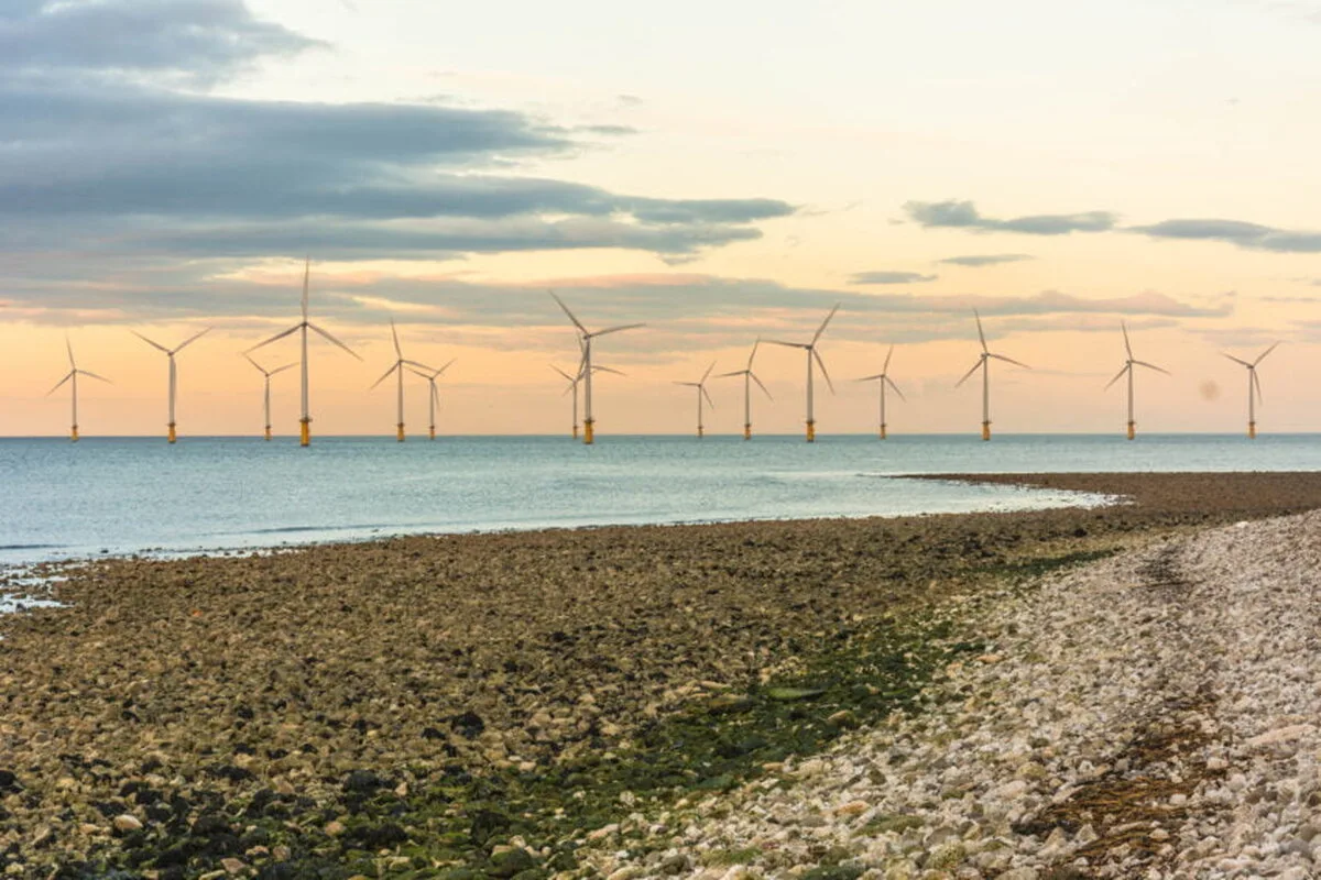 Ed Miliband lansează o inițiativă privind energia eoliană offshore sprijinită de stat
