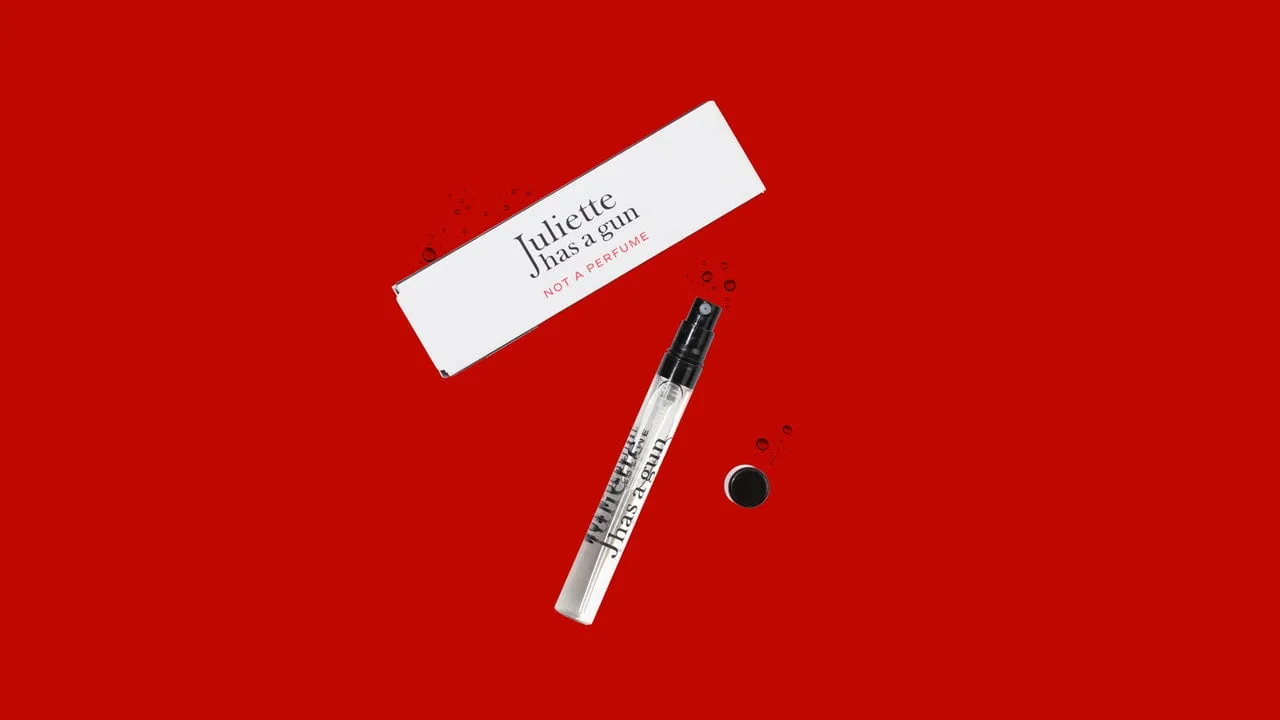 Juliette Has a Gun Not a Perfume este un mosc unic cu o singură notă – Review