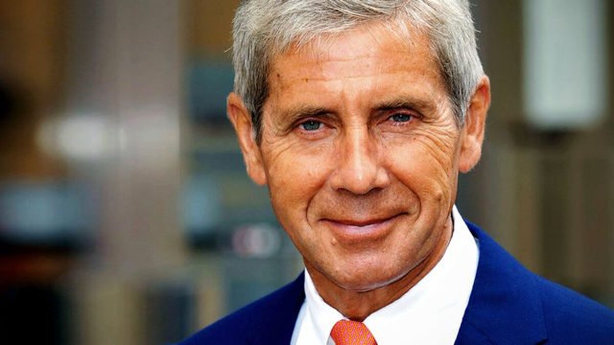 Lupta Asda sub frații Issa atrage critici din partea președintelui Lord Rose