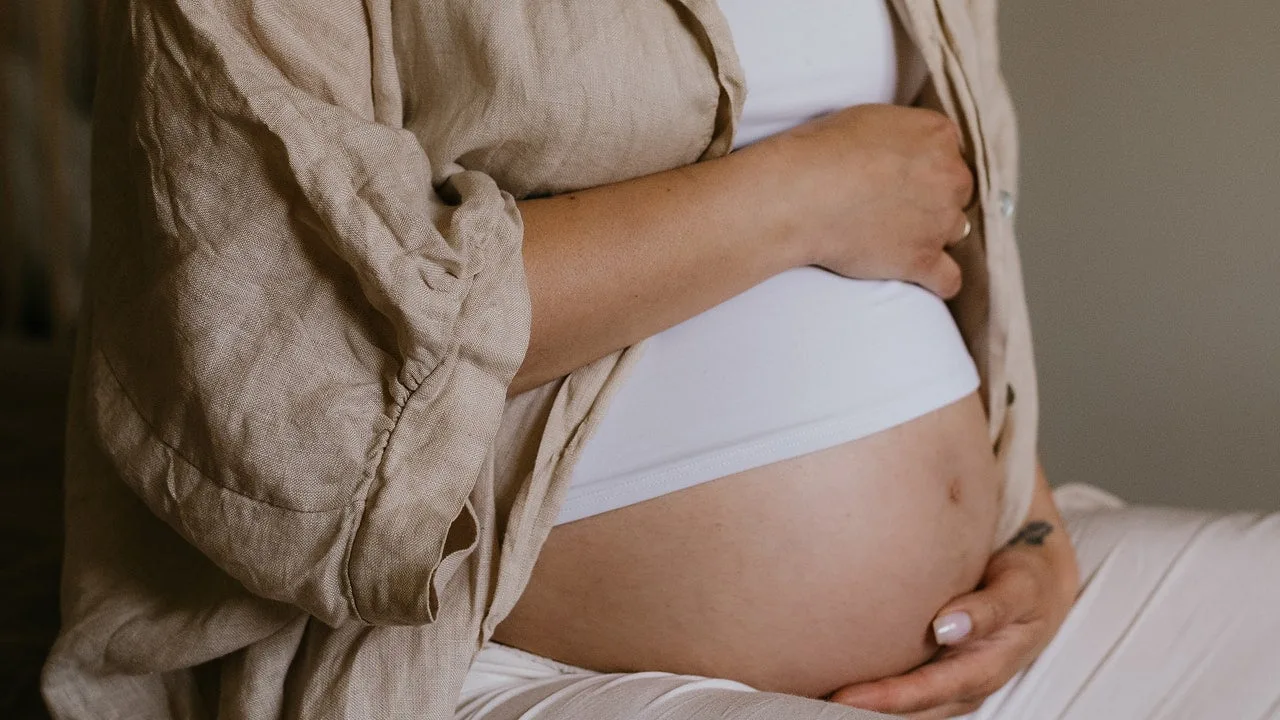 Noi date arată că parabenii și fenolii ar putea duce la hipertensiune arterială în timpul sarcinii – Cât de grav este acest lucru?