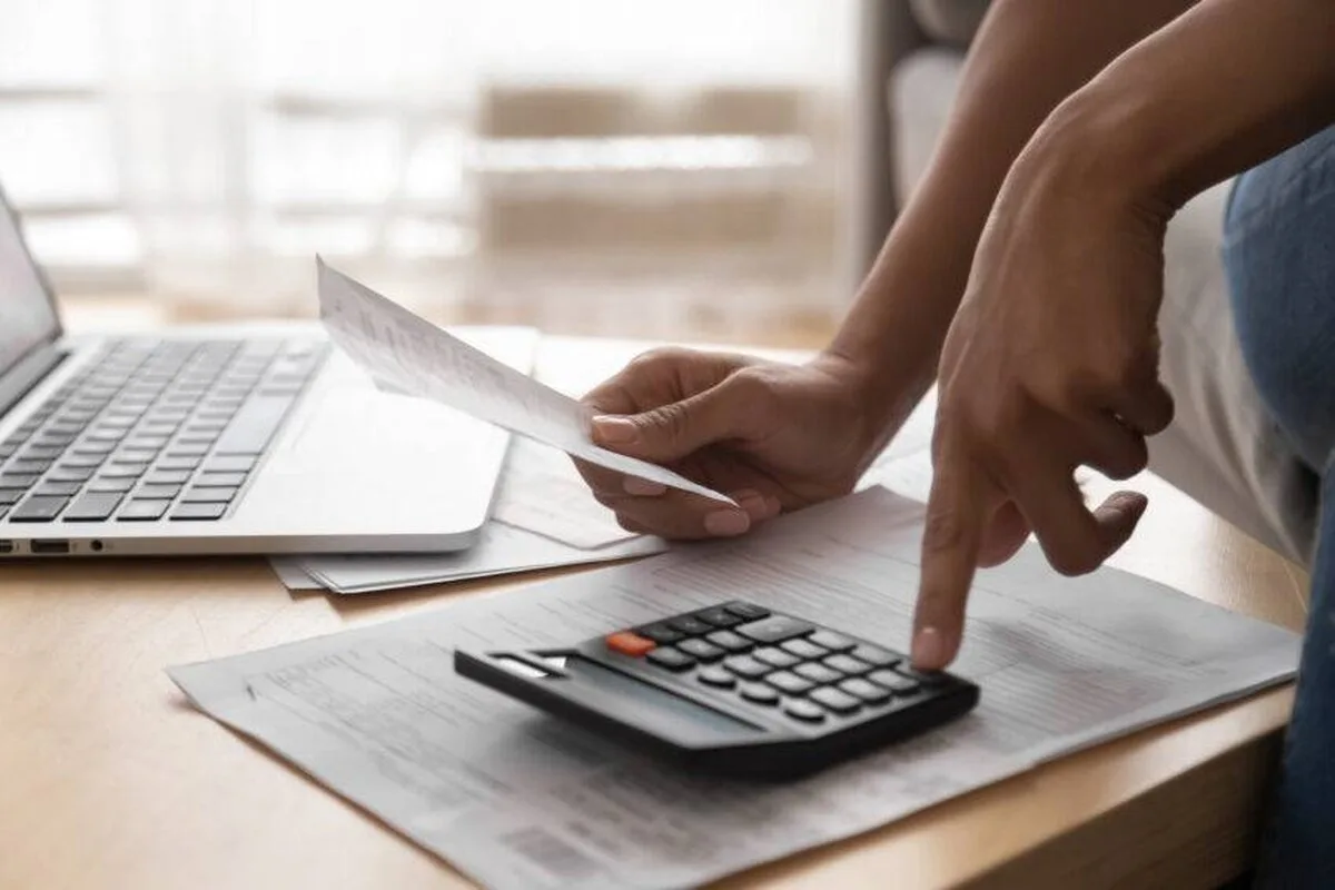 4 miliarde de lire sterline pierdute din cauza fraudelor și erorilor în cadrul sistemului emblematic de „inovare” al HMRC