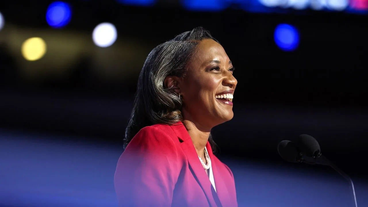 Laphonza Butler despre „lupta” pentru Kamala Harris, serviciul cu JD Vance și amenințarea unui al doilea mandat Trump