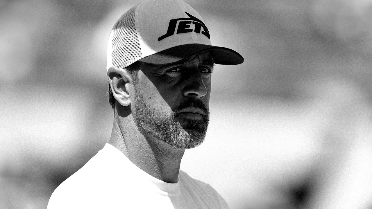 Povestea din spatele drumului lui Aaron Rodgers de la starul iubit al NFL la cel mai polarizant jucător