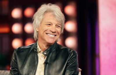 Jon Bon Jovi a salvat viața unei femei vorbind literalmente cu ea de pe o stâncă