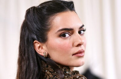 Kendall Jenner și-a vopsit părul într-o culoare la care nu mă așteptam – Vezi fotografiile