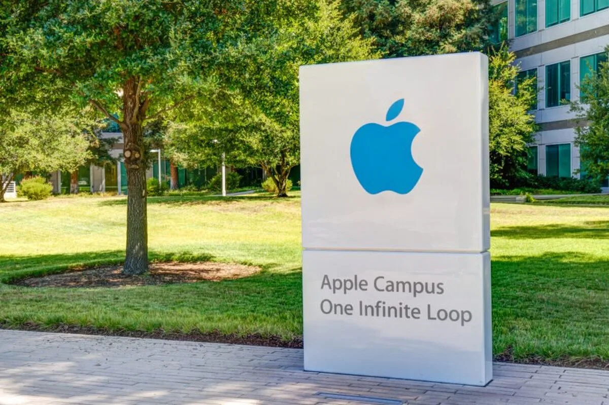Apple pierde o luptă fiscală de 13 miliarde de euro printr-o hotărâre istorică a instanței UE