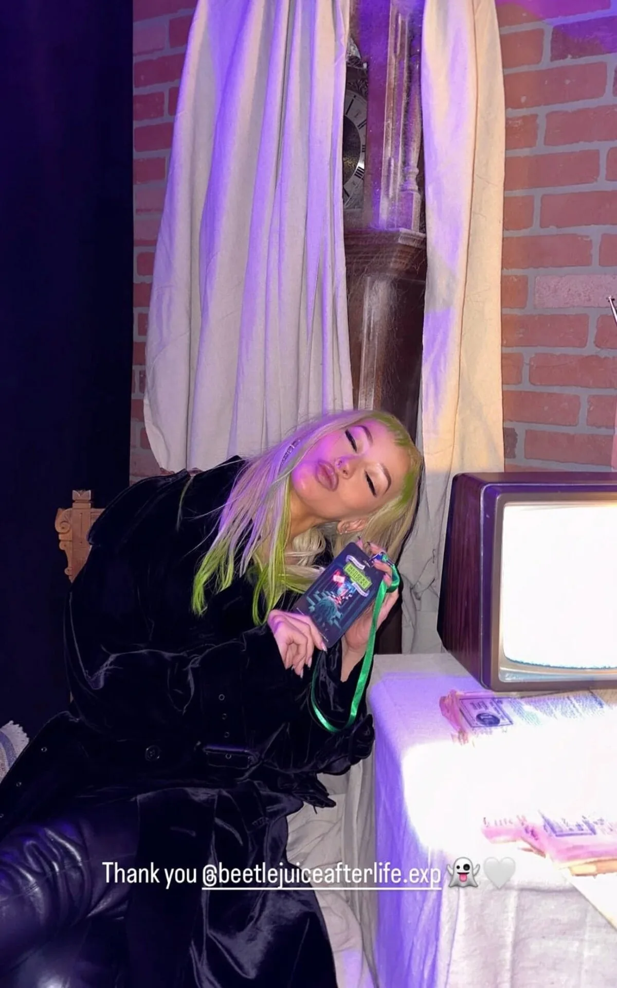 Christina Aguilera mă face să vreau să-mi fac breton verde de bebeluș – nu, serios