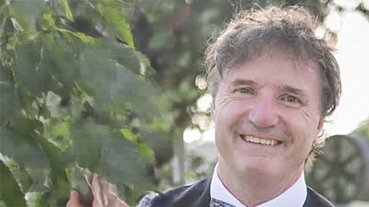 Dr. Robert MacArthur MD oferă o privire în viața unui chirurg