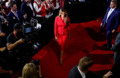 Noua carte a Melaniei Trump este cu adevărat proastă, dacă este plină de gemuri: O recenzie