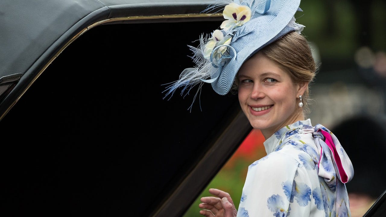 Lady Louise Windsor, cea mai tânără nepoată a Reginei Elisabeta, își sărbătorește cea de-a 21-a aniversare