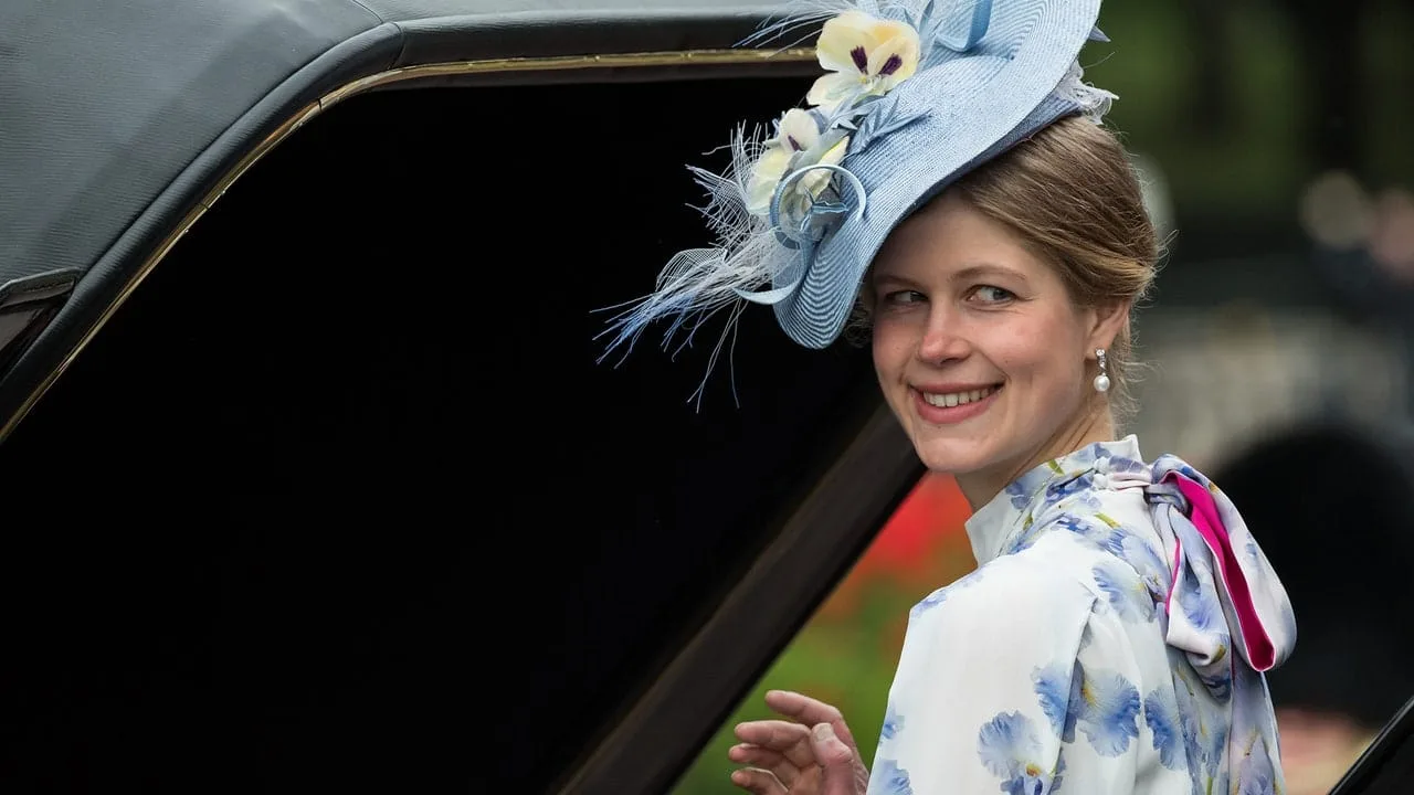 Lady Louise Windsor, cea mai tânără nepoată a Reginei Elisabeta, își sărbătorește cea de-a 21-a aniversare