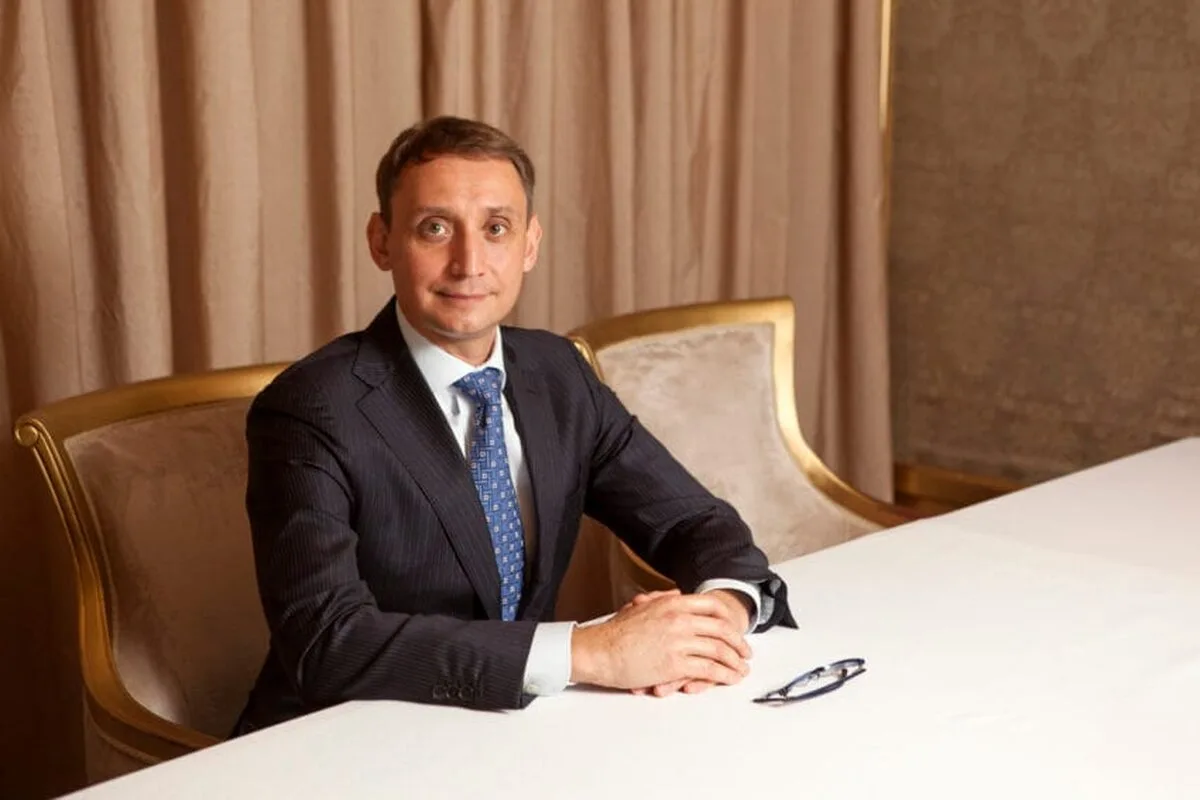 Nikolay Karpenko biografie, fotografie, educație, carieră, conducere