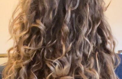 Acest balsam de 13 dolari mi-a reparat în sfârșit capetele uscate și încâlcite: recenzie