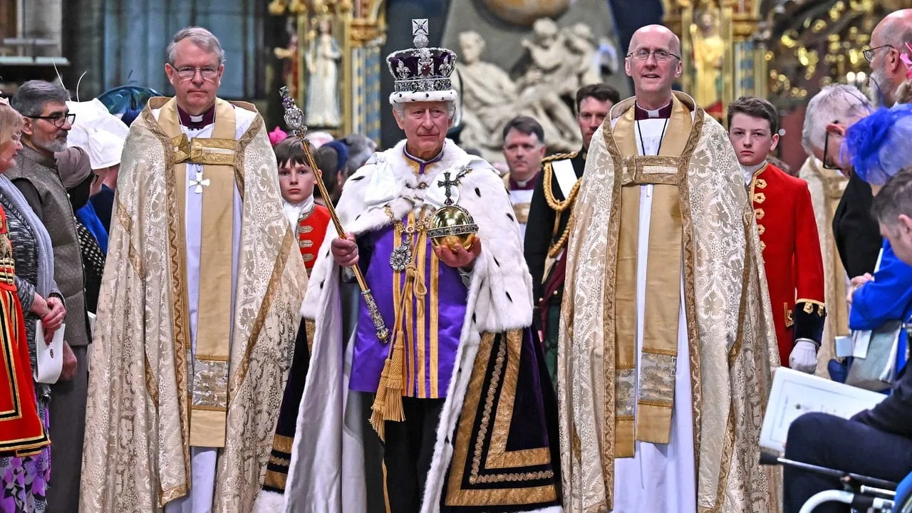 Încoronarea regelui Charles, în valoare de 91 de milioane de dolari, a înfuriat publicul britanic