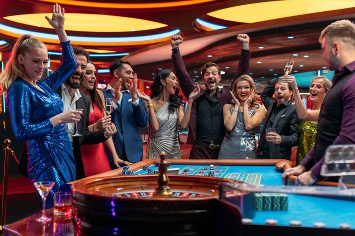 Experimentați excelența jocurilor de noroc la Goldenbet Casino