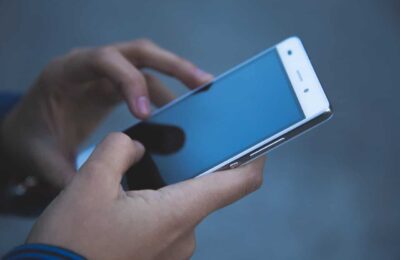 Utilizatorii de internet vor depăși 900 de milioane în India în acest an, iar inteligența artificială va schimba regulile jocului