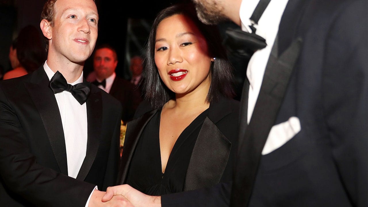 Priscilla Chan, în Bottega Veneta pentru inaugurare, se aliniază lui Mark Zuckerberg și ordinii mondiale Trump