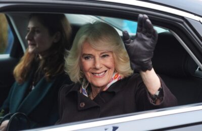 Regina Camilla, în vârstă de 77 de ani, are „o piele incredibil de tânără”, spune facialistul regal oficial