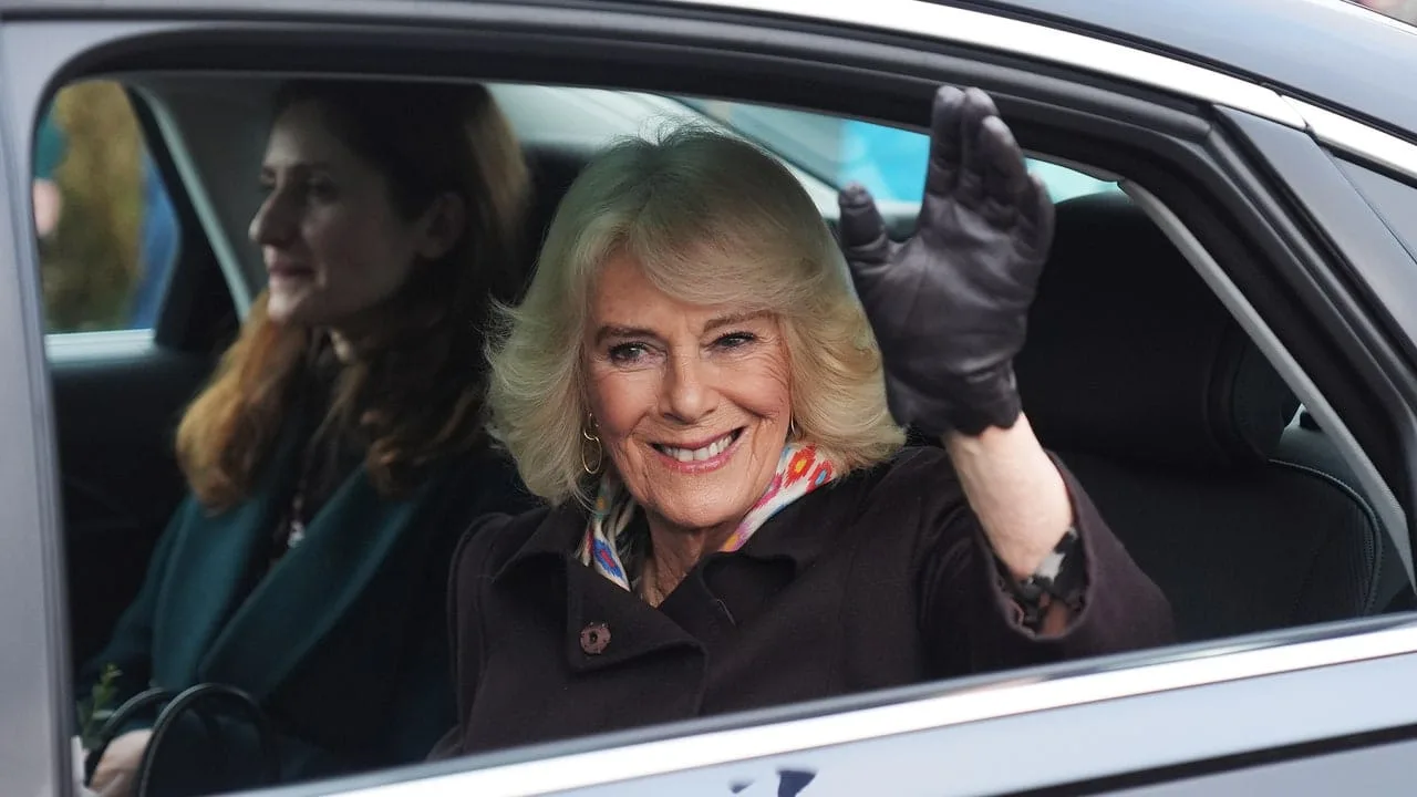 Regina Camilla, în vârstă de 77 de ani, are „o piele incredibil de tânără”, spune facialistul regal oficial