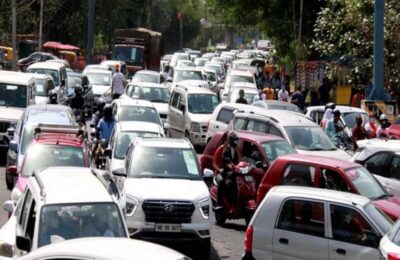 Raport privind vânzările de automobile Vehiculele utilitare conduc la un număr record de vehicule de pasageri în ianuarie SIAM