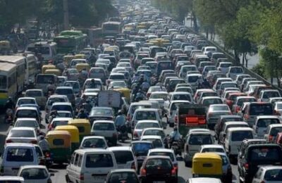 Se estimează că vânzările interne de autoturisme vor crește cu 4-7% în anul fiscal 26: Icra