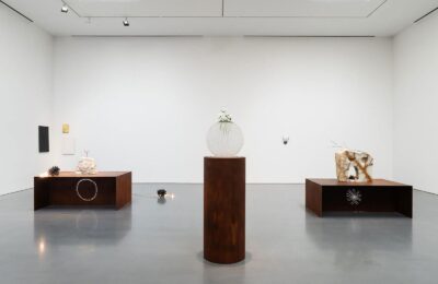 Lumea artei revine într-un Los Angeles post-incendiu