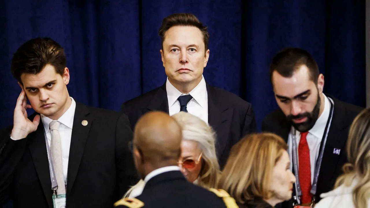 De ce este Elon Musk atât de hotărât să distrugă guvernul?