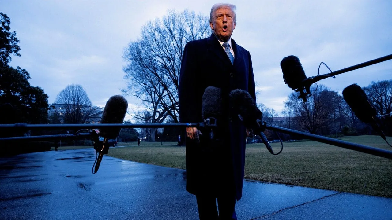 FBI-ul lui Trump este pe cale să concentreze strategia antiteroristă pe „lucruri precum BLM și Antifa”