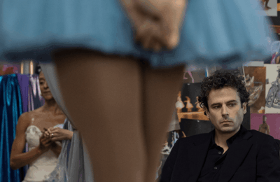 În Étoile, Luke Kirby și Charlotte Gainsbourg luptă pentru a salva baletul