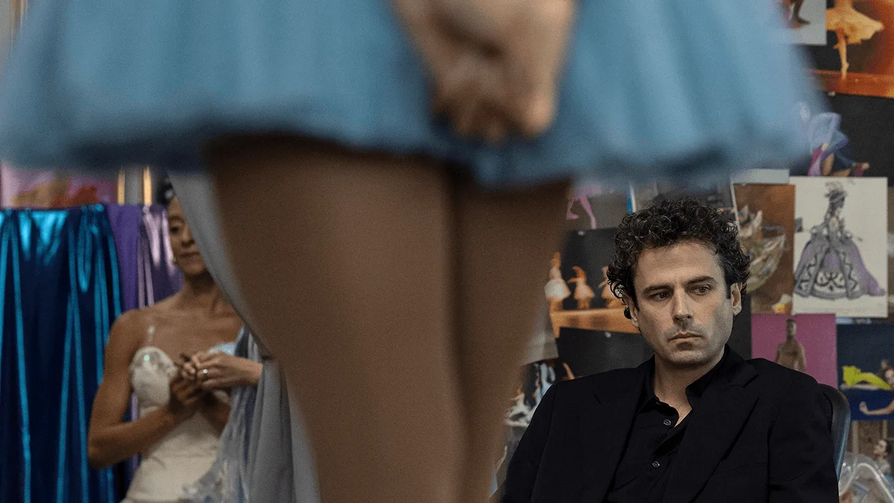 În Étoile, Luke Kirby și Charlotte Gainsbourg luptă pentru a salva baletul