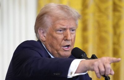 Trump face progrese rapide către transformarea Americii într-un stat polițienesc