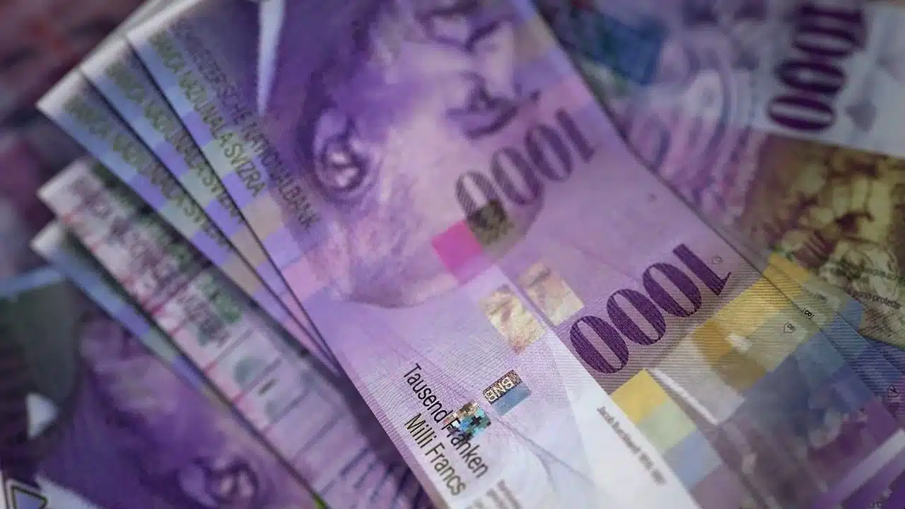 Aur în hârtie! Descoperă care bancnotă îți poate schimba viața