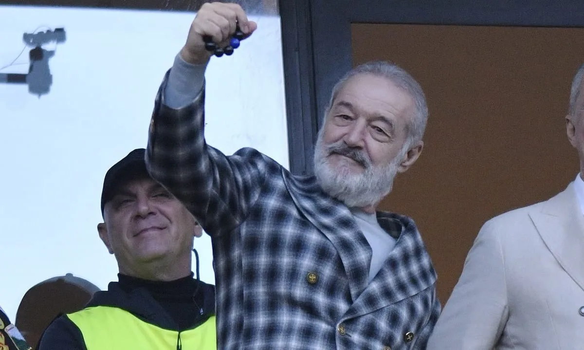 Gigi Becali își răsplătește jucătorii regal! Descoperă câți bani a strâns și ce surprize pregătește pentru FCSB!