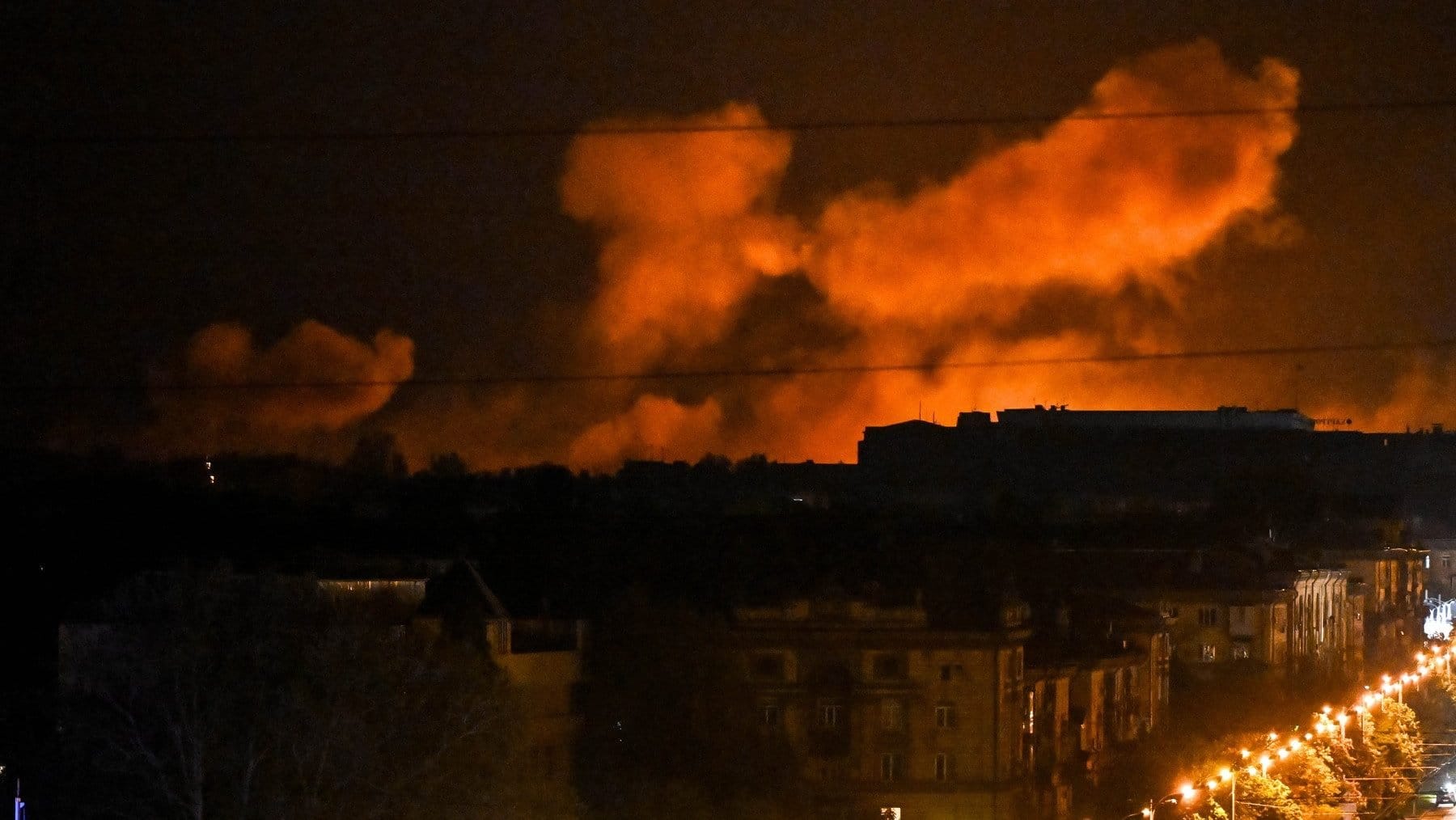 Emmanuel Macron dezvăluie minciunile lui Putin: Trump detonată furios