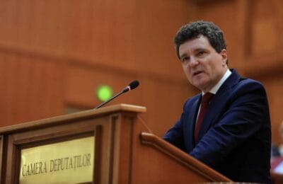 Nicușor Dan, liderul din România la NATO: Planuri strategice la Haga.