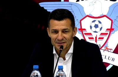 „Provocarea Rapidului: Răspunsul rapid al lui Costel Gâlcă!”